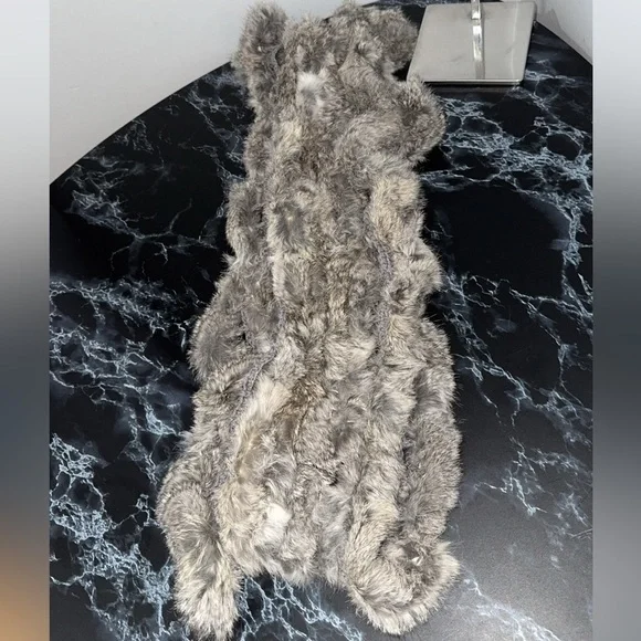 Marcus Adler 100% Rabbit Fur Ruffle Infinity Scarf Wrap Multi Gray AUTHENTIC NWT - Picture 6 of 7